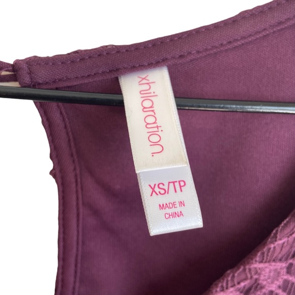 XHILARATION PURPLE FLOWY LACE SHORT SLEEVE MINI DRESS, WITH ZIPPER, SIZE XS - Picture 8 of 8